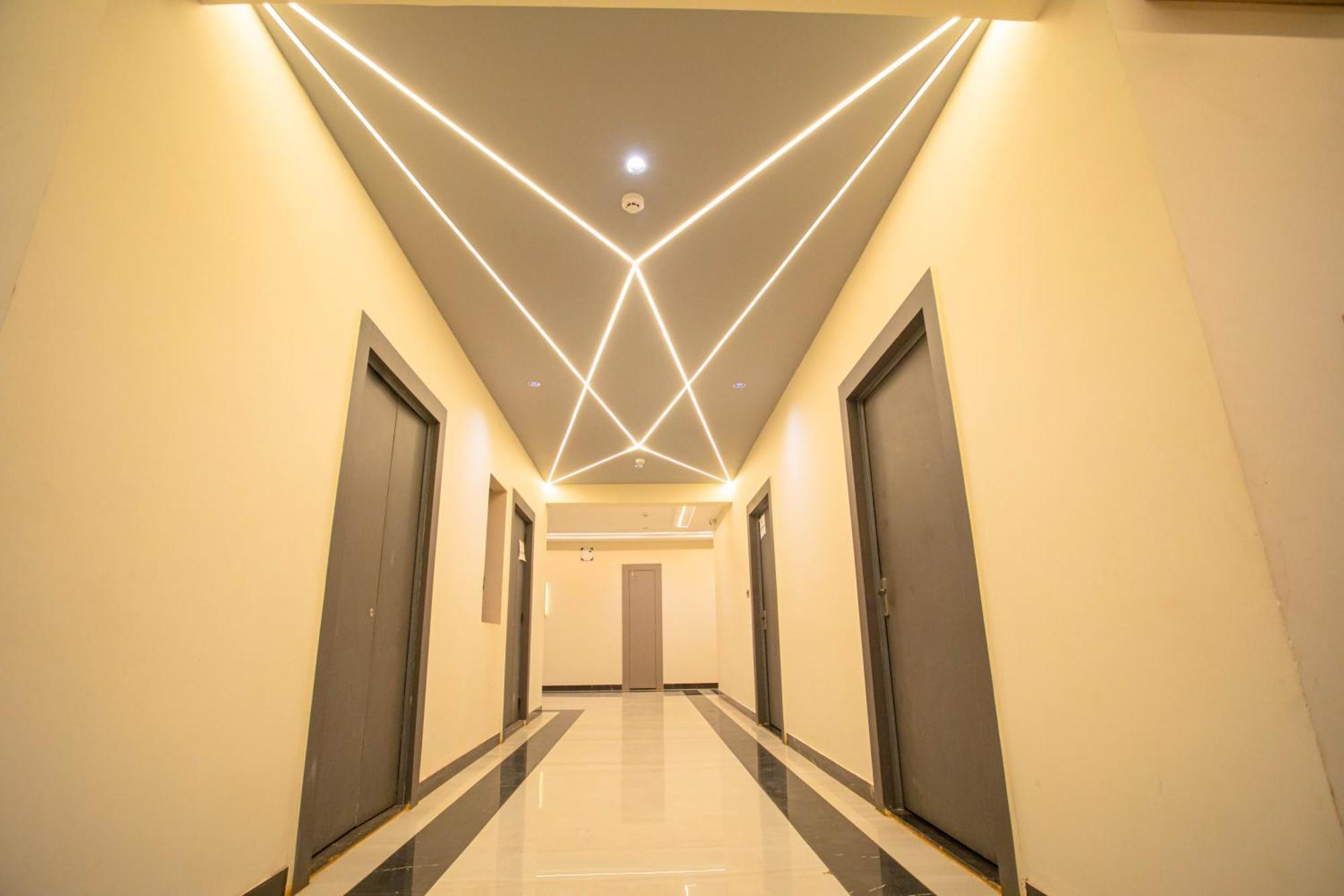 Hotel Miracle 2Km From Mahakal Temple Ujjain Zewnętrze zdjęcie
