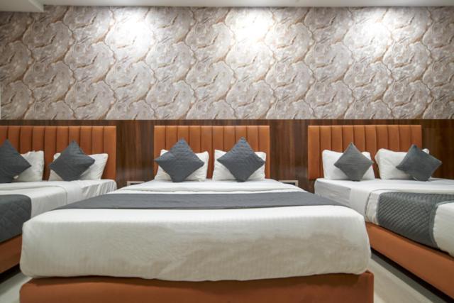 Hotel Miracle 2Km From Mahakal Temple Ujjain Zewnętrze zdjęcie