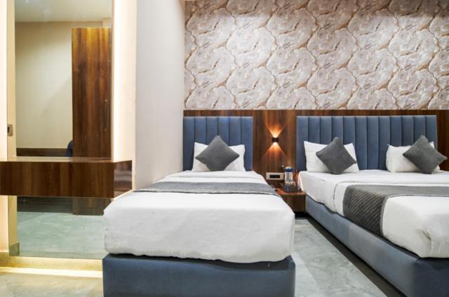 Hotel Miracle 2Km From Mahakal Temple Ujjain Zewnętrze zdjęcie